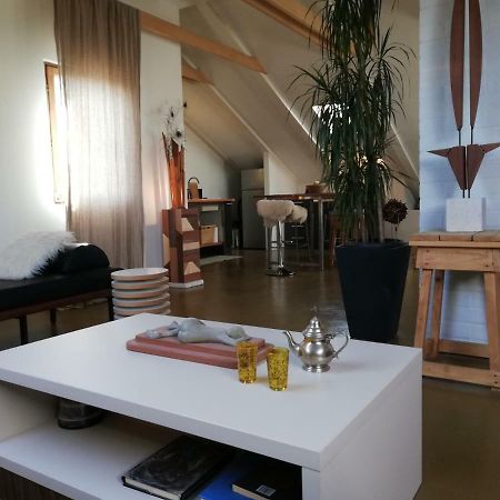 נזרין Naiadi Loft Apartment מראה חיצוני תמונה